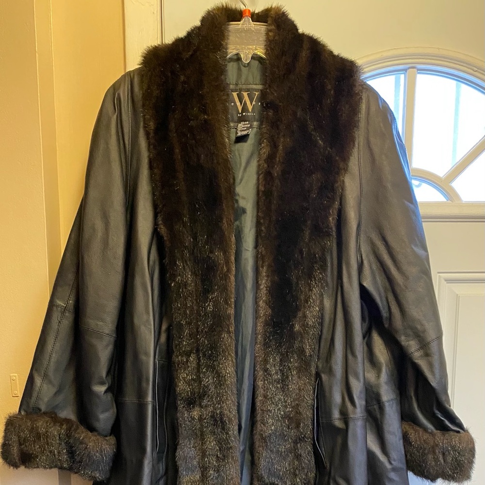 Leather Coat with fur collar